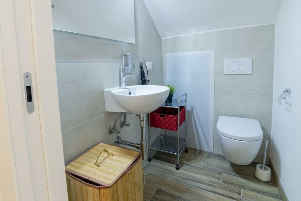Apartmán Miniloft Rosso - Mini-Loft Sanremo Centro. Wifi & Aria Condizionata Exteriér fotografie